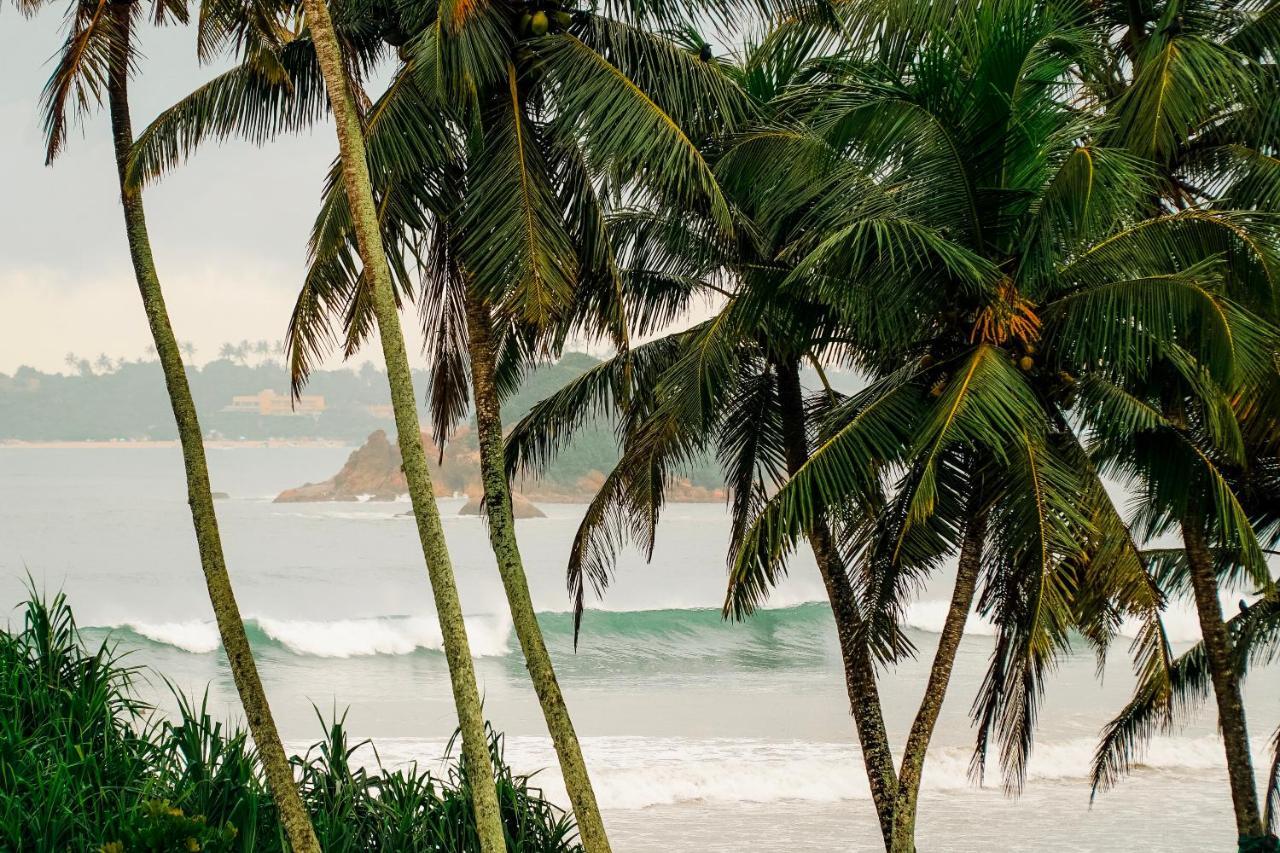 Lucky'S Surf Camp Bed & Breakfast Weligama Exterior photo